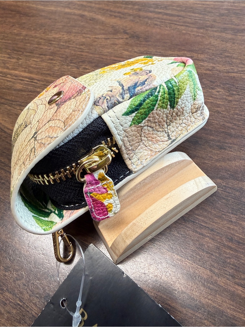 Bandolier Ceci River Floral Magnet Pouch in Ivory Floral with Gold Accents - Picture 9 of 14